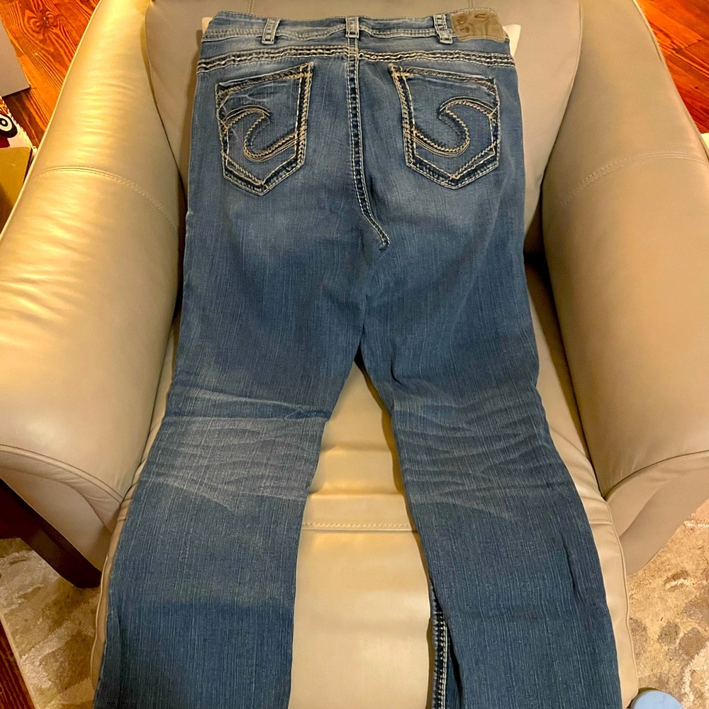 SILVER JEANS “Suki Slim Mid Boot”